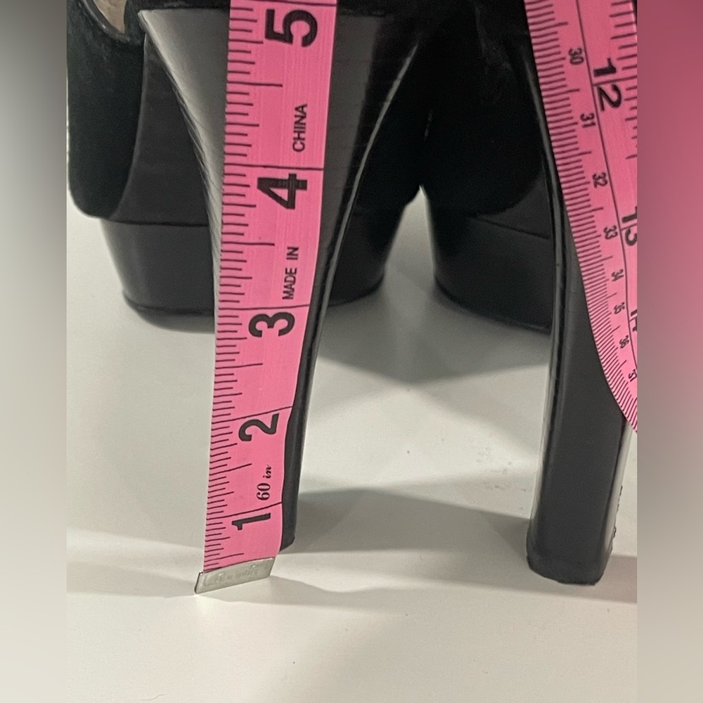 MICHAEL Kors Black Suede Heeled Sandals Size 8.5M - Picture 15 of 15